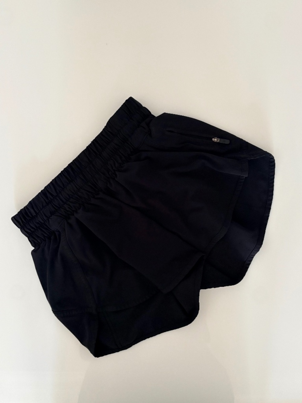Lululemon Tracker Low-Rise 4” Shorts Black 4